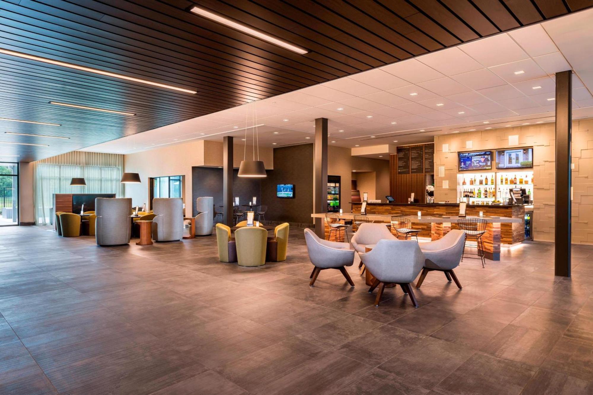Hotel Courtyard By Marriott Tampa Northwest/veterans Expressway