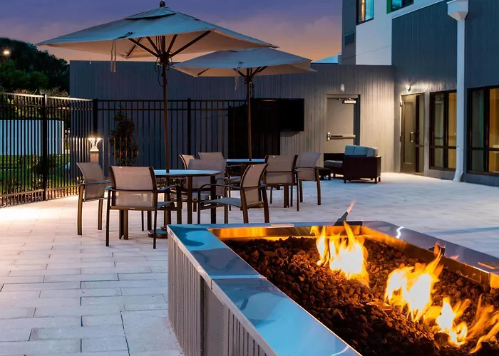 Courtyard By Marriott Tampa Northwest/Veterans Expressway