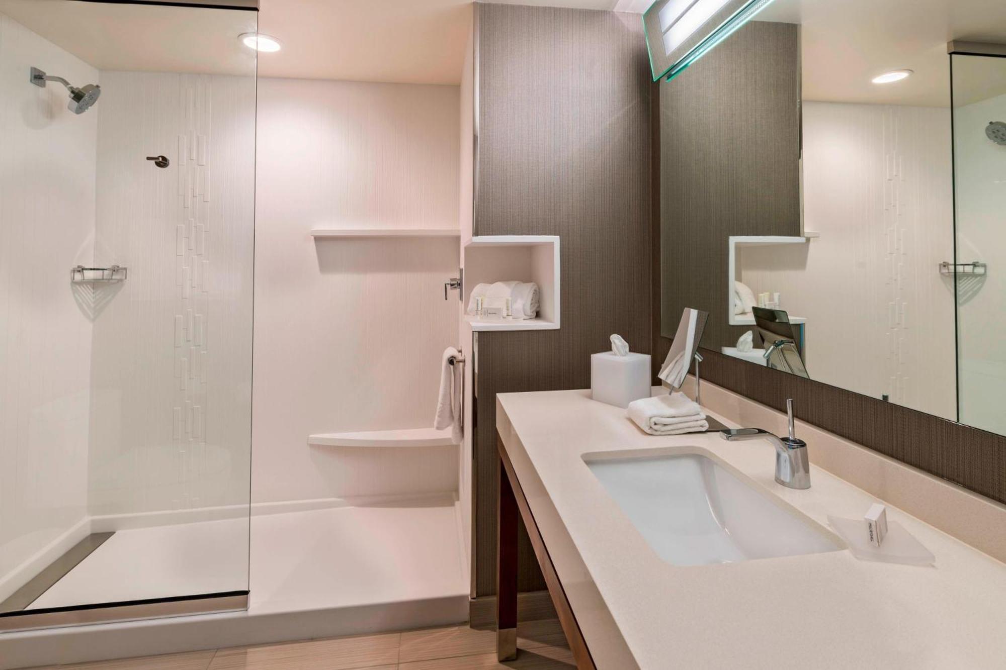 Hotel Courtyard By Marriott Tampa Northwest/veterans Expressway West Chase