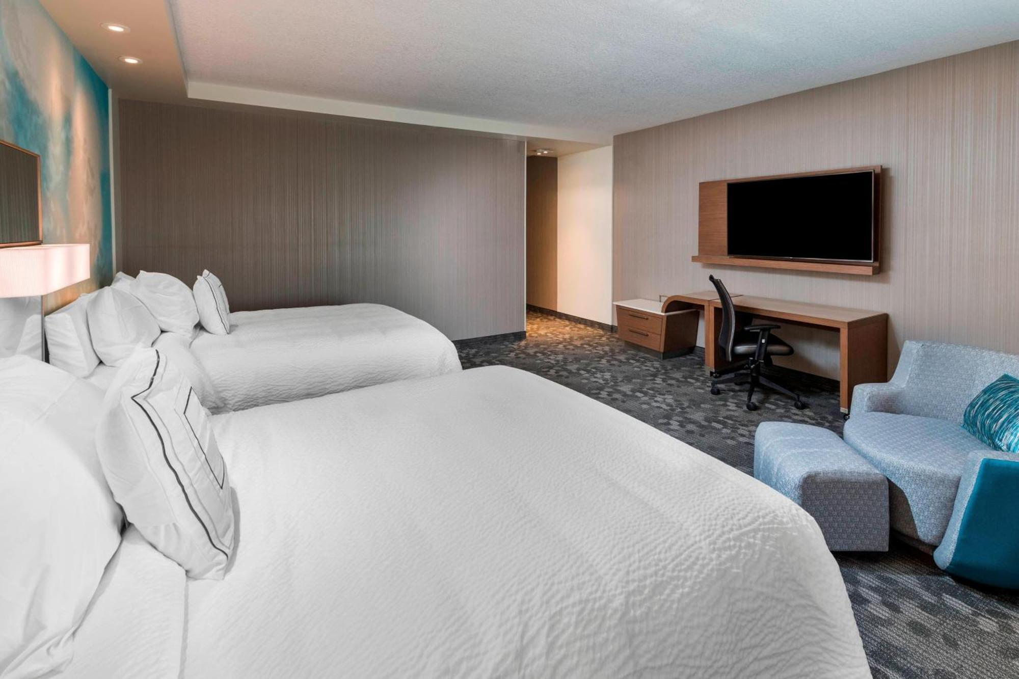 Courtyard By Marriott Tampa Northwest/veterans Expressway