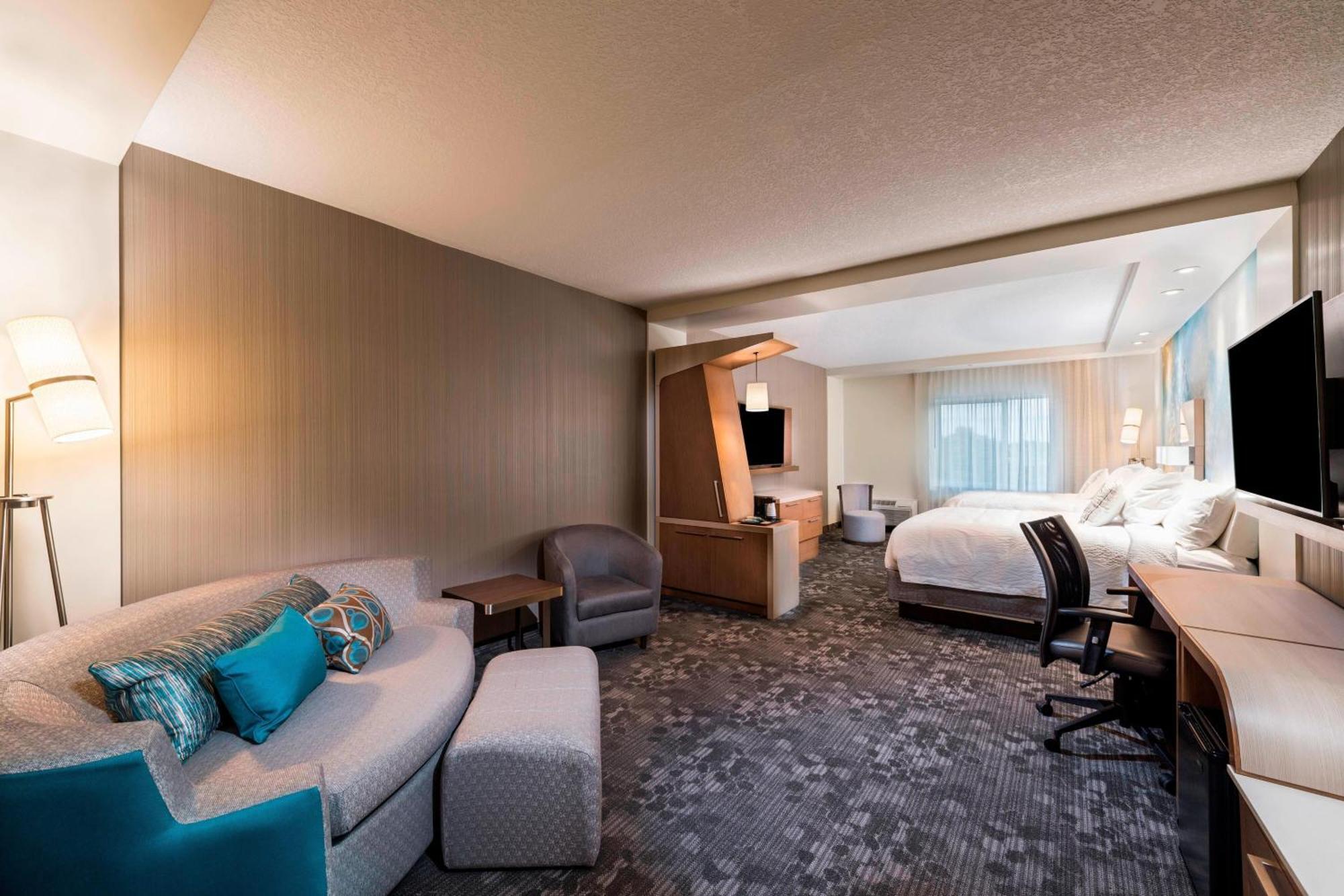 Courtyard By Marriott Tampa Northwest/veterans Expressway 3* West Chase