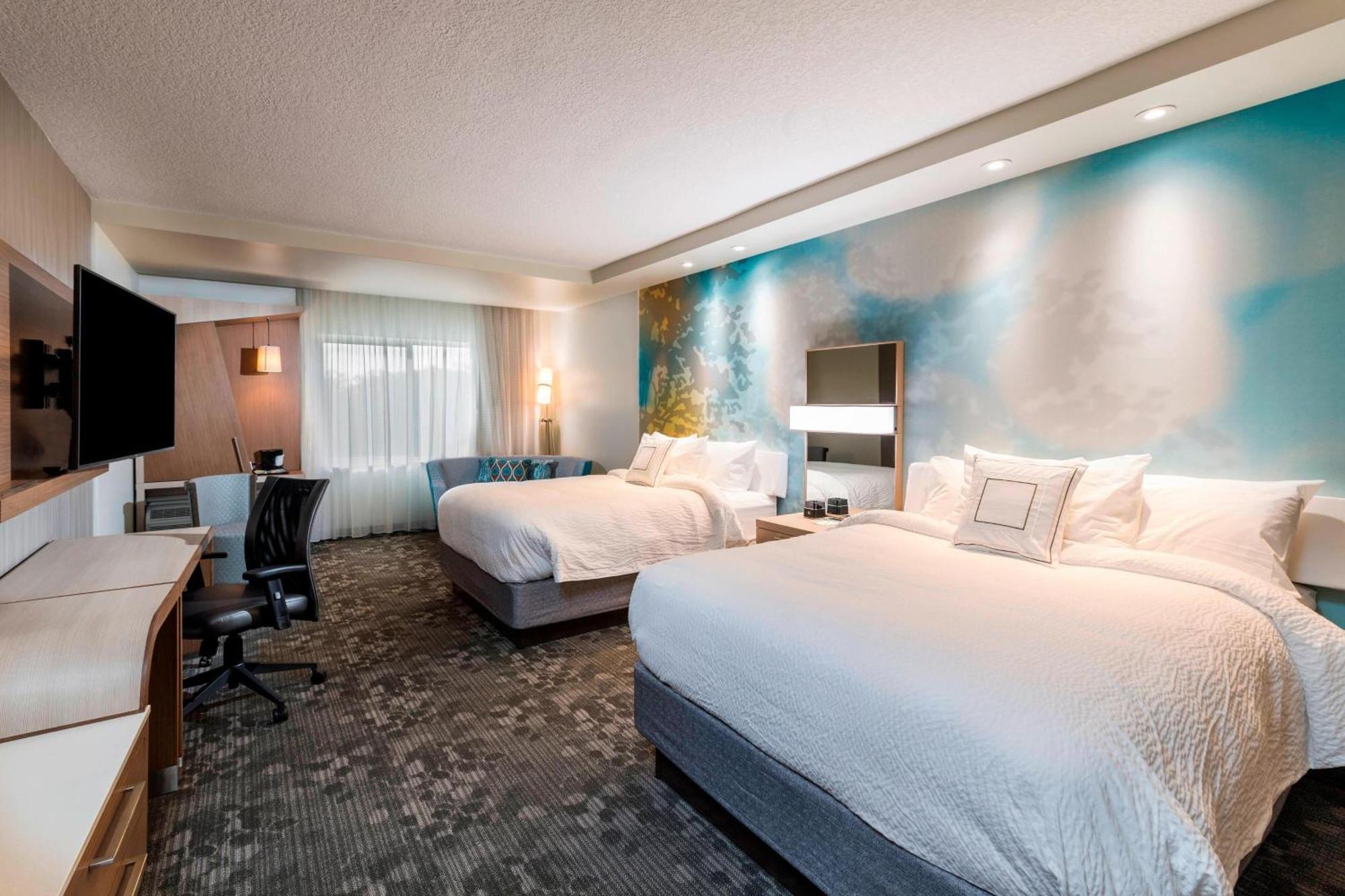 Courtyard By Marriott Tampa Northwest/veterans Expressway Hotel