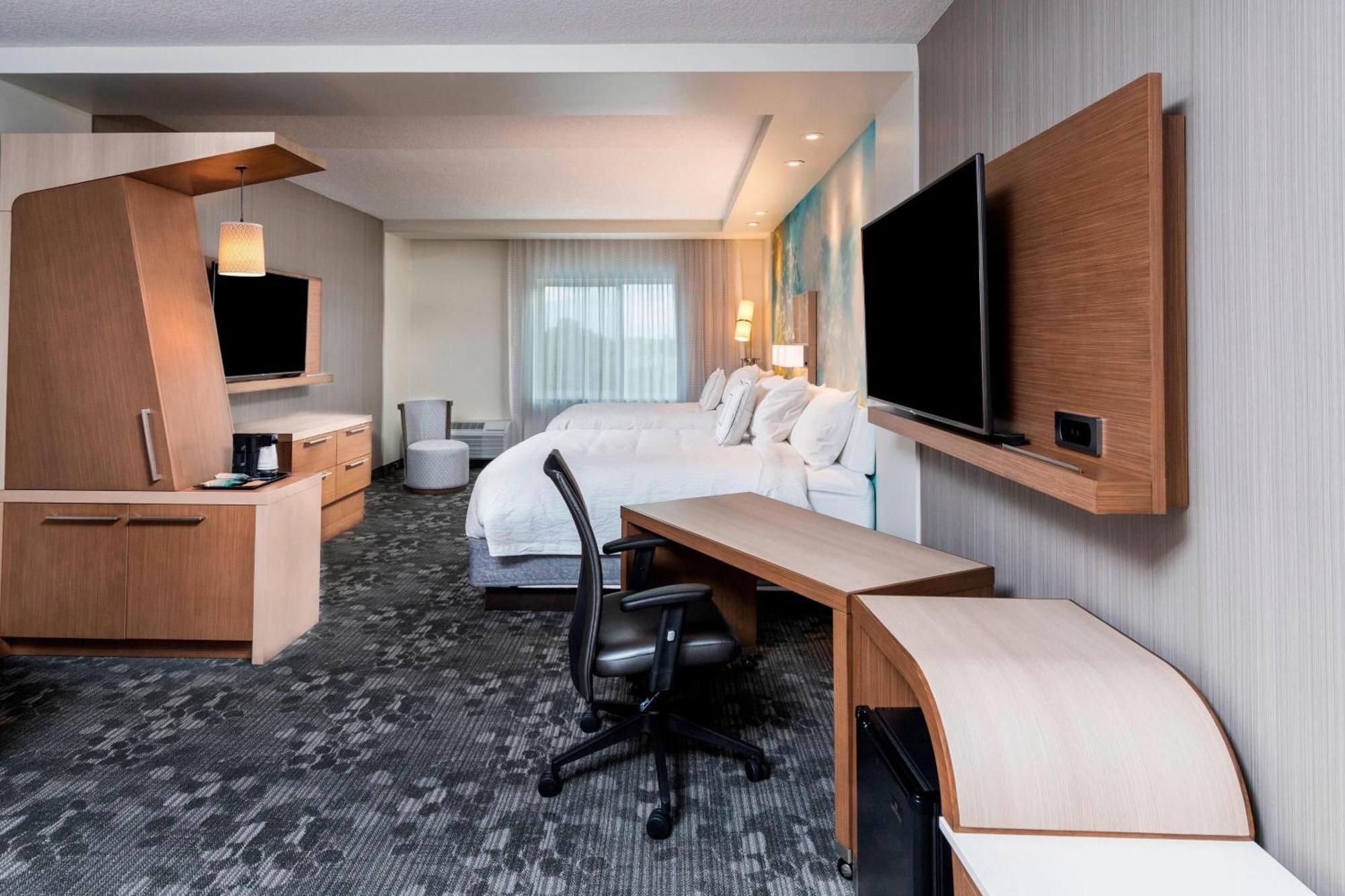 Courtyard By Marriott Tampa Northwest/veterans Expressway 3*